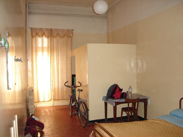 Ma chambre à l’hotel Ben M’hidi (ex hotel de Paris)
